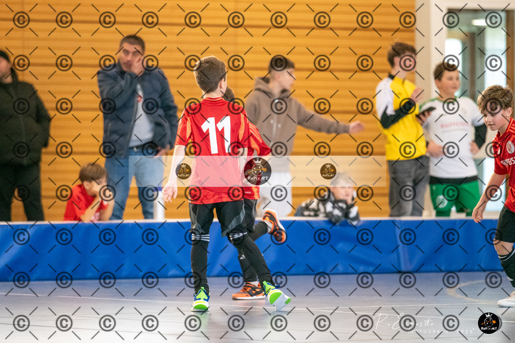 20251122_FCR-Hallenturnier-E_1_006-2 | Sport und Naturfotografie von Roberto Esposito zeigt echte Momente Bewegung und die Schönheit der Natur. Ausdrucksstarke Bilder schaffen Emotionen.