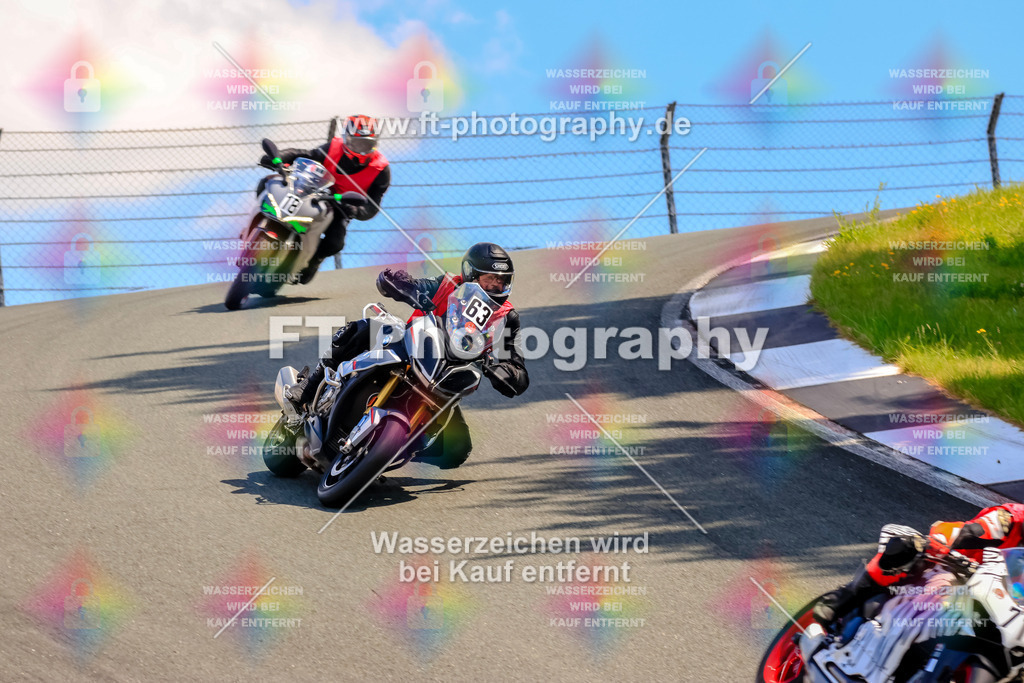 _TCM4341 | Hier findet Ihr Bilder von Touristenfahrten auf der Nürburgring Nordschleife oder von anderen Veranstaltungen die ich besucht habe. Viel Spass beim Durch Schauen 