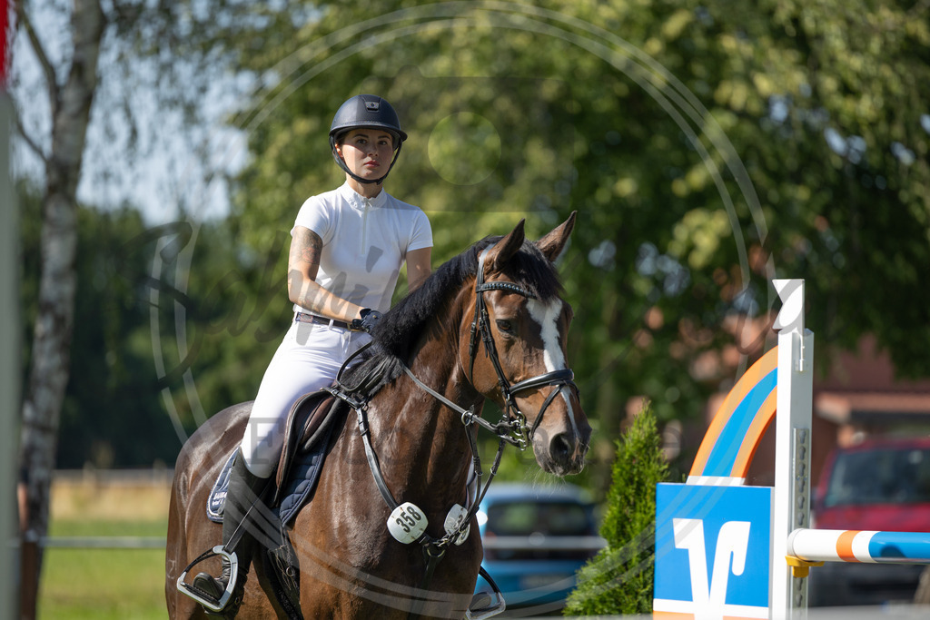 994A3212 | sabrinanicolaifotografie - Realisiert mit Pictrs.com