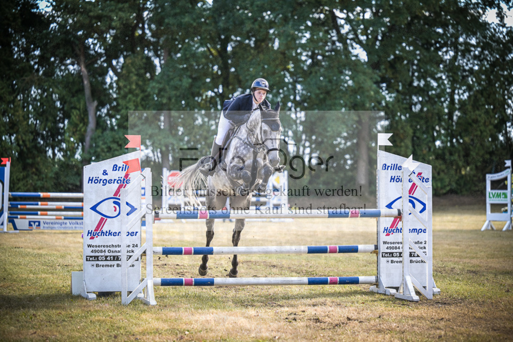 DOS_0690 | Entdecke hochwertige Reitturnierfotos von Foto Oger. Professionell, emotional und authentisch – jetzt Lieblingsmomente im Shop bestellen.Deutschlandweite Turnierfotografie. - Realisiert mit Pictrs.com