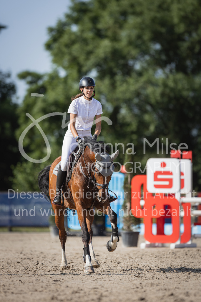 230624_PfSpTa_A2-Spr-181 | Deine schönsten Turniermomente als professionelle Fotos! Entdecke hochwertige Pferdesport-Fotografie im Online-Shop. Jetzt Fotos finden & bestellen!