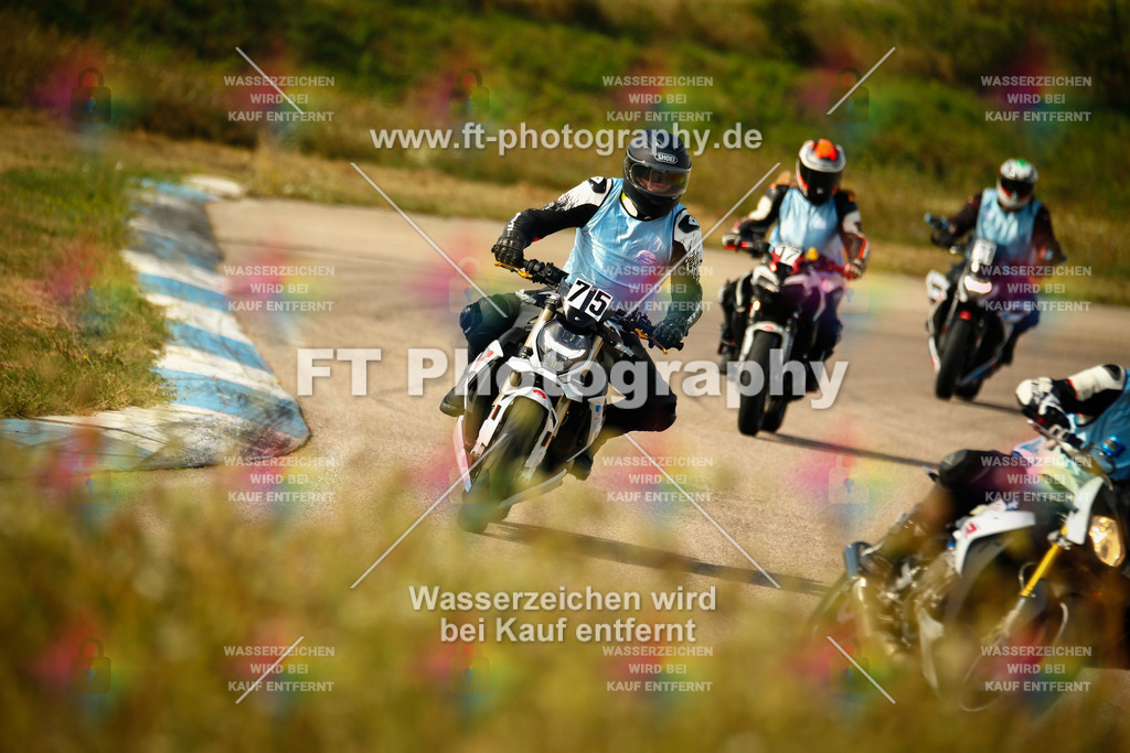 _MOT6616 | Hier findet Ihr Bilder von Touristenfahrten auf der Nürburgring Nordschleife oder von anderen Veranstaltungen die ich besucht habe. Viel Spass beim Durch Schauen 