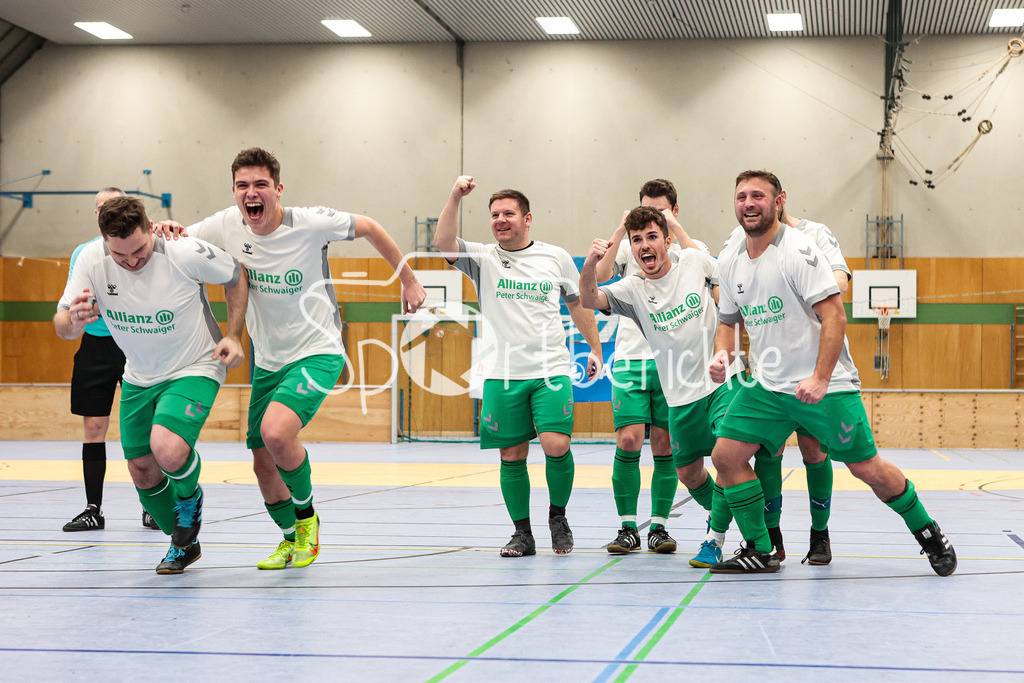 Maerbraeu-Cup BC Aichach II | Mauerbach juebet ueber den Sieg im Finale gegen den TSV Sielenbach