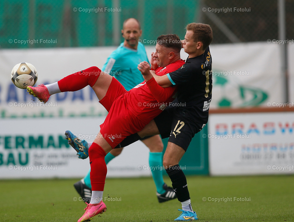 A_LUI_230923_06 | SPORT,FUSSBALL,LT1 OOELIGA ASKOE OEDT-SV ZEBAU BAD ISCHL 29.09.2023 IM BID: MANUEL SCHMIDL  (OEDT) UNDFLORIAN BICHLER (BAD ISCHL)FOTO:FOTOLUI