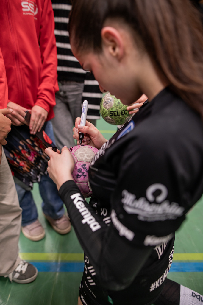 2025-04-26-ssv-fivers-160 | "Fussifoto.com – Ihr Ansprechpartner für hochwertige Fotografie! Entdecken Sie kreative Bilder und professionelle Dienstleistungen. Kontaktieren Sie uns für Ihre Projekte!"