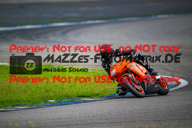 MaZZes_FotoMatrix_240702_6007705_8932 | ROT