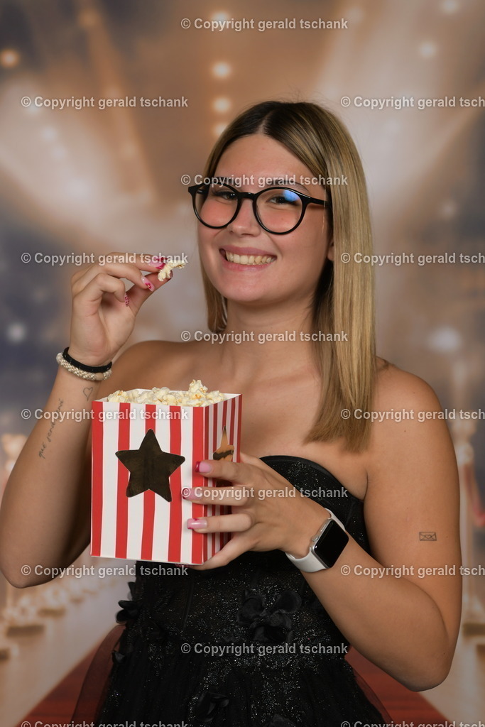 MT1_4915 | Wählen Sie hier bitte Ihr bestes Foto aus, mit diesem Bild wird Ihr Set produziert. Sollten Sie kein Bild wählen oder mehrere suchen wir das Beste aus!