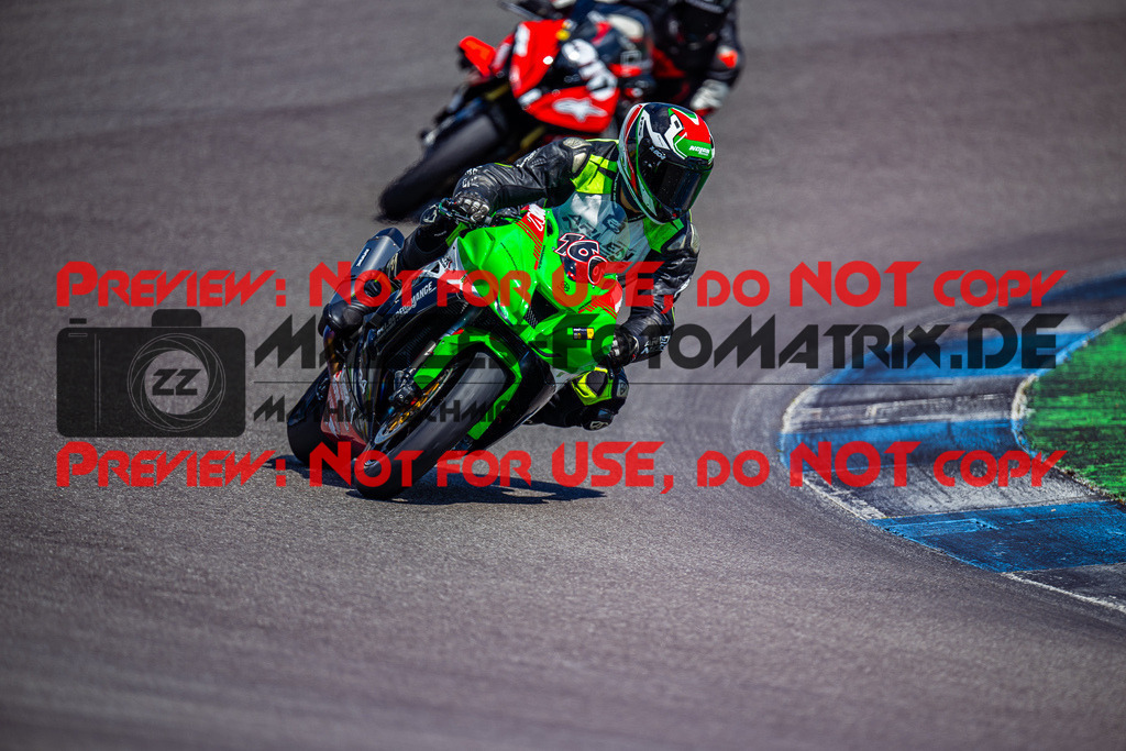 MaZZes_FotoMatrix_240520_6007705_4304 | GELB