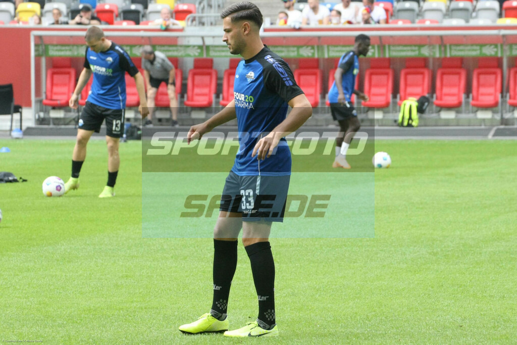 Fortuna Düsseldorf - SC Paderborn | Marcel Hoffmeier - © Sportfoto-Sale (MK) - Realisiert mit Pictrs.com