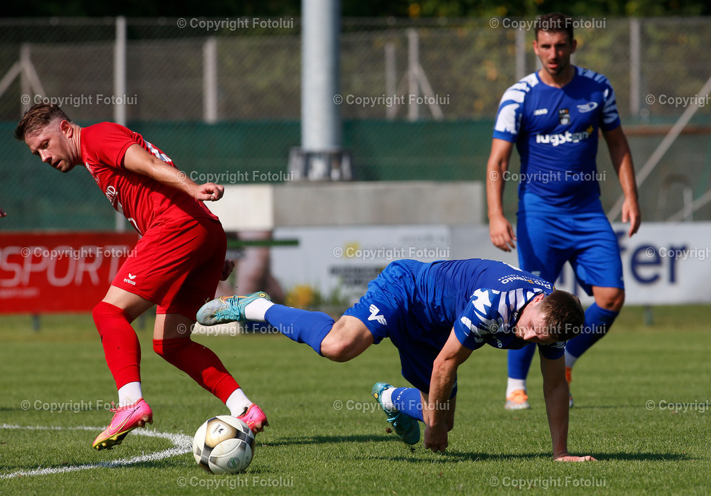 A_LUI_2608023_24 | SPORT,FUSSBALL,LT1 OOELIGA ASKOE OEDT-SPG FRIEDBURG/POENDORF 26.08.2023 IM BID: MANUEL SCHMIDL (OEDT) UND MARKO PERIC (FRIEDBURG) FOTO:FOTOLUI