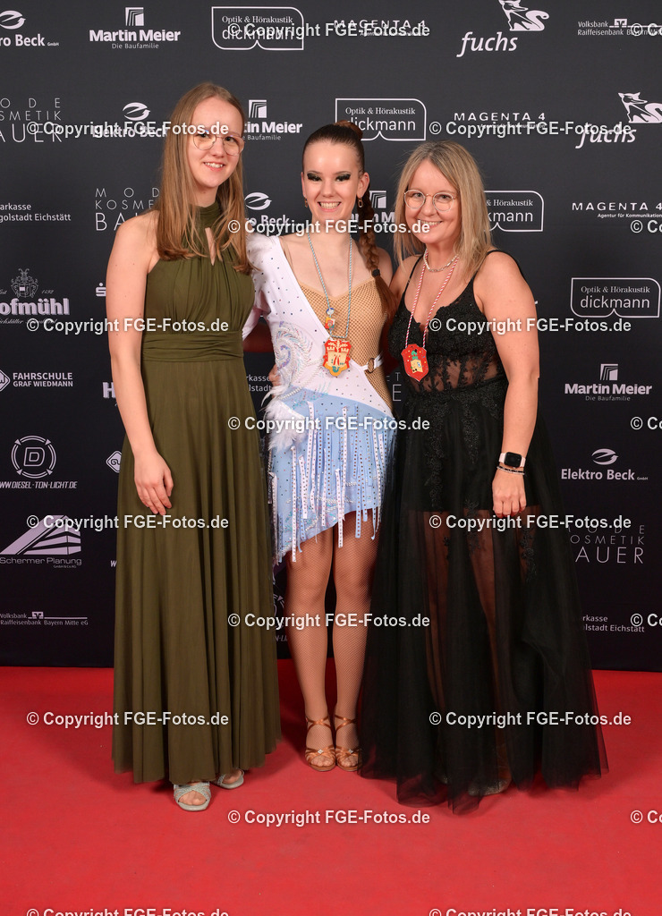 20250209-fge-hofball-0426 | Hofball der FGE am 09.02.2025 im Alten Stadttheater in Eichstätt. - Realisiert mit Pictrs.com