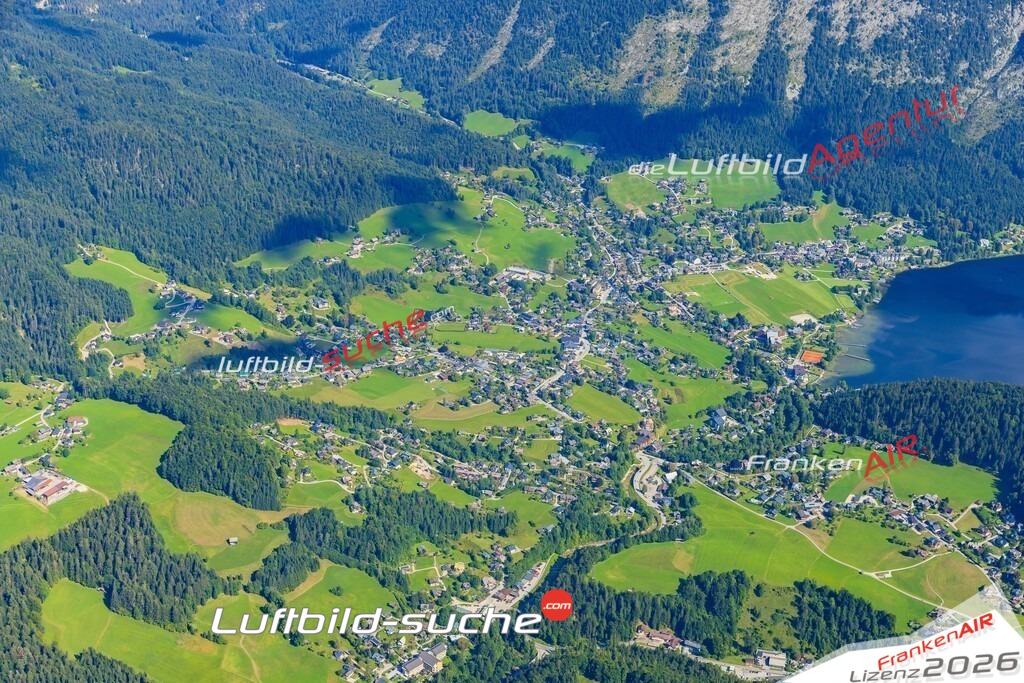 Luftaufnahme von  Altaussee - Die Luftaufnahme wurde 2025 vom UL-Flugzeug heraus erstellt ( keine Drohne ) - Hochauflösende Luftaufnahme - für professionelle Ausdrucke geeignet. Die Geschenkidee !Mit Lizenz und Bildrechte bestellbar