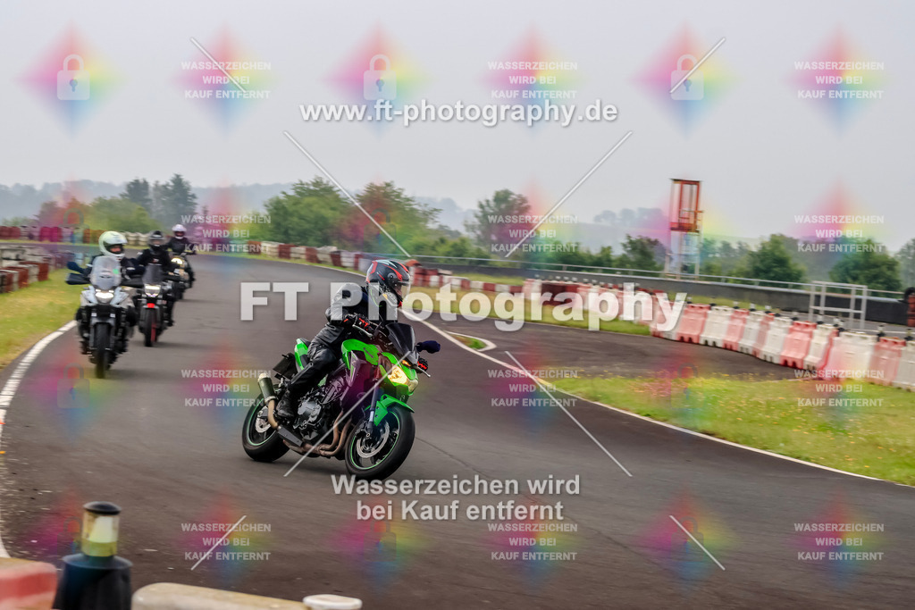 _TCM2802 | Hier findet Ihr Bilder von Touristenfahrten auf der Nürburgring Nordschleife oder von anderen Veranstaltungen die ich besucht habe. Viel Spass beim Durch Schauen 