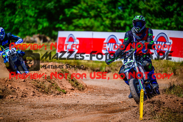 MaZZes_FotoMatrix_240816_6021986_0879 | UE40