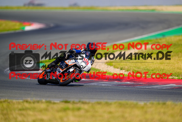 MaZZes_FotoMatrix_240725_6007705_9339 | ROT