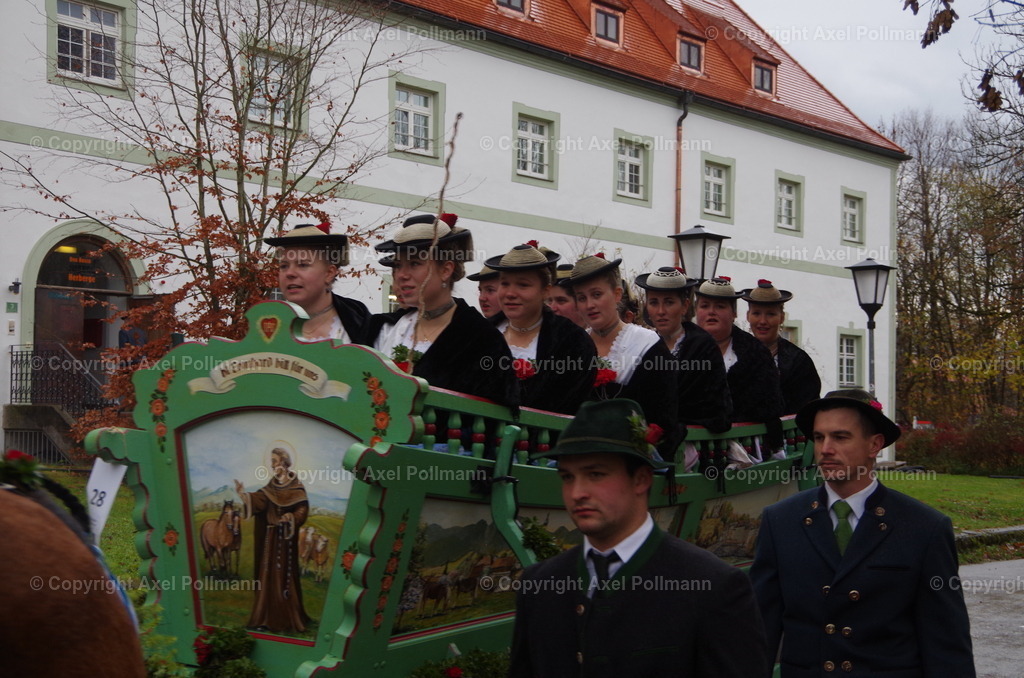 IMGP9374 | fotografiert von Axel PollmannLeonhardi Wallfahrt Benediktbeuern und Murnau, Fronleichnam, Fasching, Landschaft im Loisachtal und Benediktbeuern  - Realisiert mit Pictrs.com