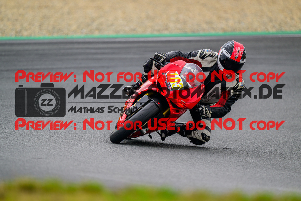 MaZZes_FotoMatrix_240724_6007705_5762 | GELB