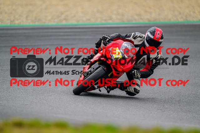 MaZZes_FotoMatrix_240724_6007705_5762 | GELB