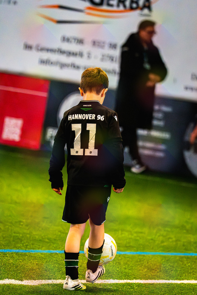 _BLR0349 | Professionelle Fußball- und Sportfotografie. Spielbilder online ansehen und kaufen – Einzelbilder oder komplette Galerien in hoher Qualität. - Realisiert mit Pictrs.com