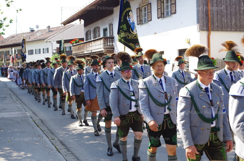 IMGP3626 | fotografiert von Axel PollmannLeonhardi Wallfahrt Benediktbeuern und Murnau, Fronleichnam, Fasching, Landschaft im Loisachtal und Benediktbeuern  - Realisiert mit Pictrs.com