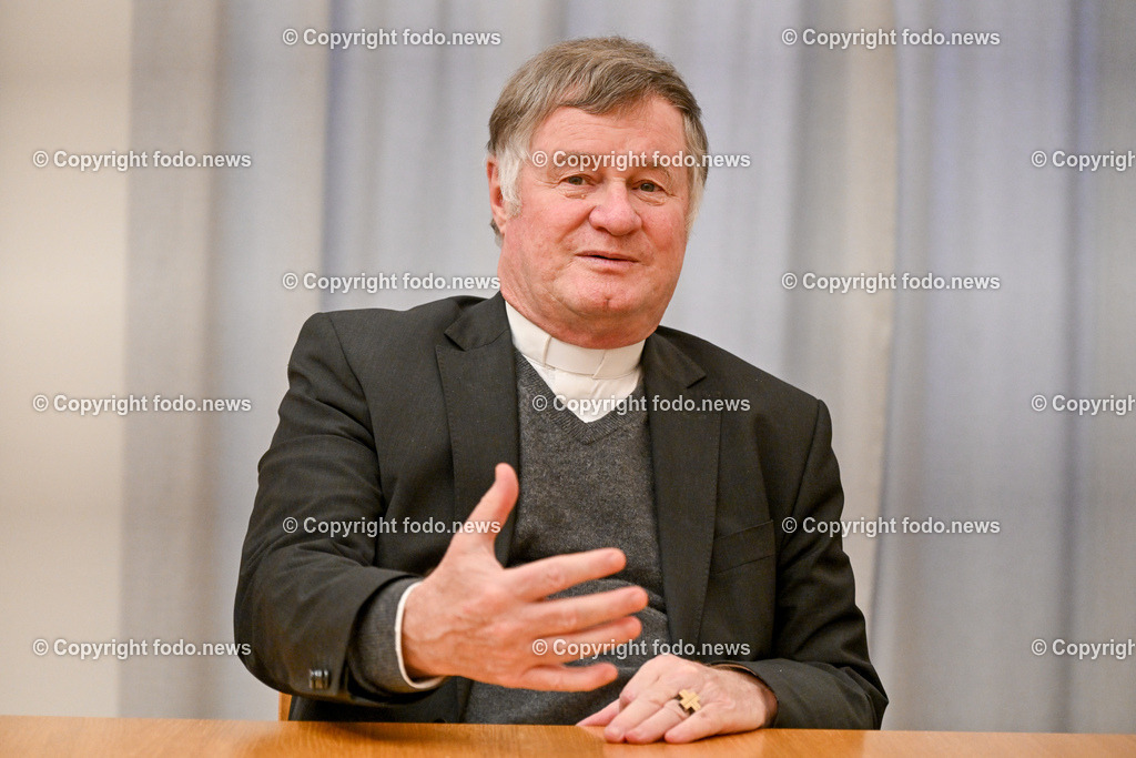 Manfred Scheuer (Bischof der Dioezese Linz)_ 20.12.2023-24 | 20.12.2023, Bischofshof Linz, AUT, Manfred Scheuer (Bischof der Dioezese Linz), im Bild Manfred Scheuer (14. Bischof der Dioezese Linz, Dioezesanbischof der Katholischen Kirche in Oberoesterreich)