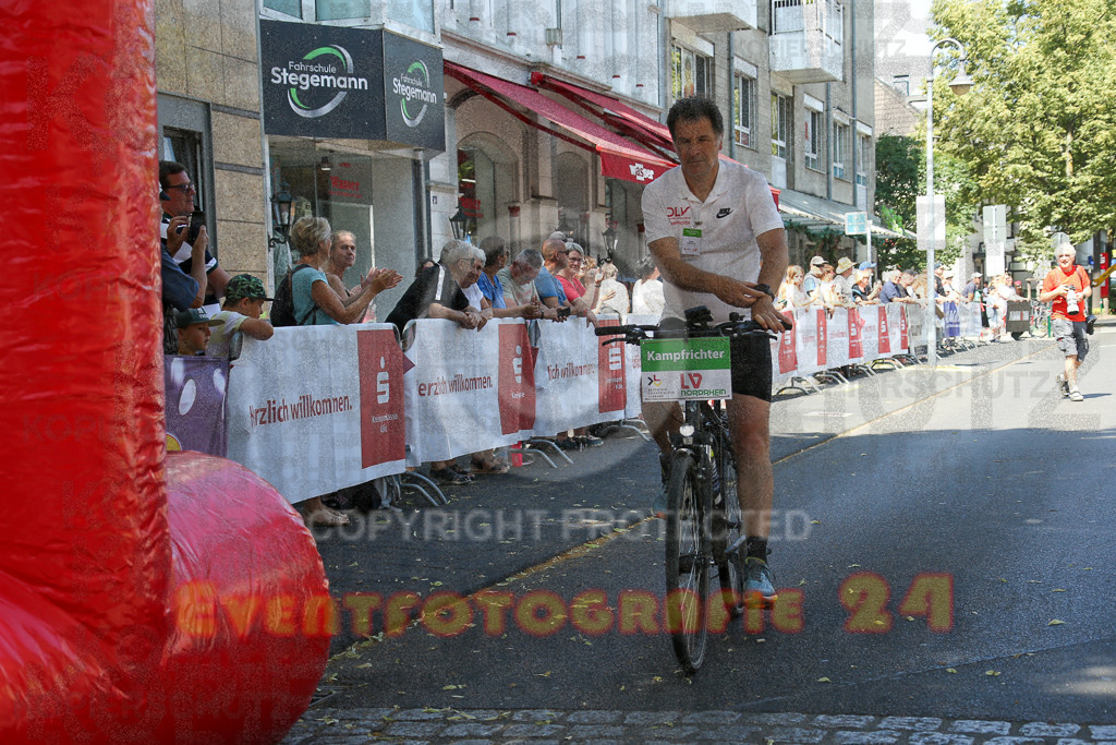 250621_1142_EX1_3820 | Sportfotografie im Rhein-Sieg Kreis, Köln, Bonn, NRW, Rheinland Pfalz, Hessen, etc. Unser Tätigkeitsfeld umfasst den Laufsport vom Volkslauf über den Marathon, Duathlon, Triathon bis zum Ultralauf wie Kölnpfad Ultra oder Schindertrail.
