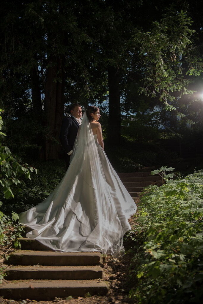 Hochzeit_Fotoshooting_102 | Mein Name ist Arkadius. Ich fotografiere Ihre Hochzeit in Frankfurt und im Umkreis von 200 km. Als Fotograf bin ich noch bekannt im Bereich Business- und Modefotografie.