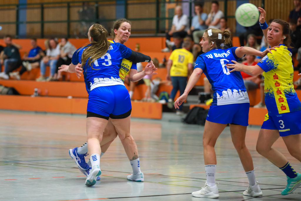 SVN_BorkenII_100525_126 | Bildergalerie von Sport-Ereignissen aber auch von weiteren spannenden Dingen - nicht nur vom Niederrhein. In Anlehnung an den bekannten Spruch von Hanns Dieter Hüsch heißt das Motto: "Niederrhein ist überall".  - Realisiert mit Pictrs.com