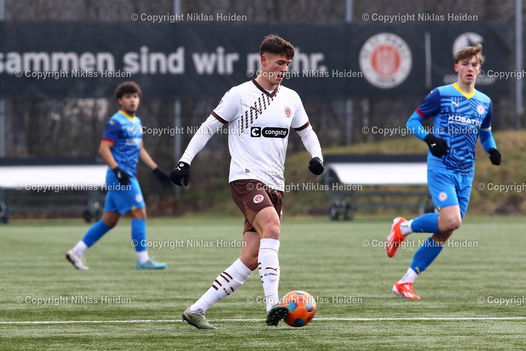 NH_FCStPauliU23_EintrachtBraunschweigU23_Testspiel_02022025 | #31 Emil Staugaard (FC St. Pauli U23)Fußball I Herren I Testspiel I Saison 2024-2025 I FC St. Pauli U23 - Eintracht Braunschweig U23 I 02.02.2025 I Sportplatz Brummerskamp