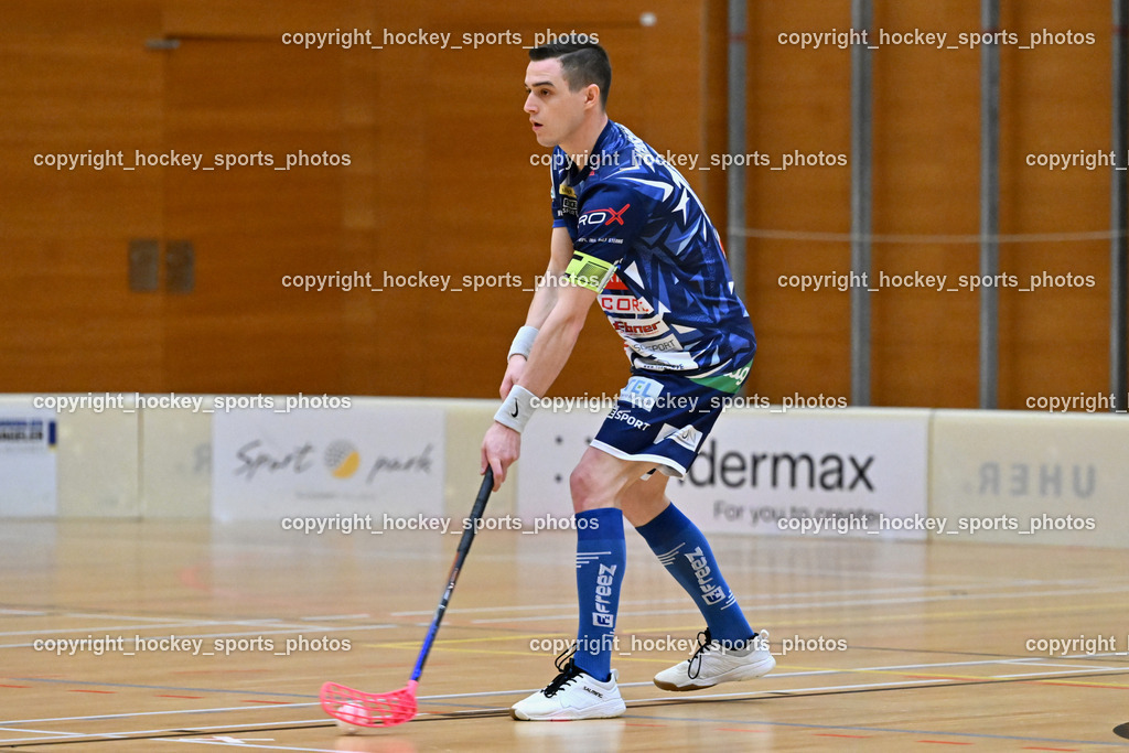 VSV Unihockey vs. SZPK Floorball | #19 Philipp Seiser VSV Unihockey, VSV Unihockey vs. SZPK Floorball, VSV Unihockey vs. SZPK Floorball am 23.11.2024 in Villach (Ballspielhalle St. Martin), Austria, (Photo by Bernd Stefan)