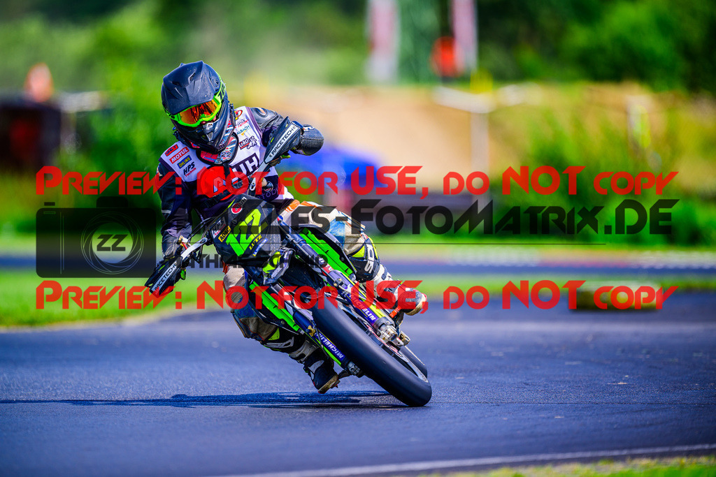 MaZZes_FotoMatrix_240714_6007705_7410 | UE40