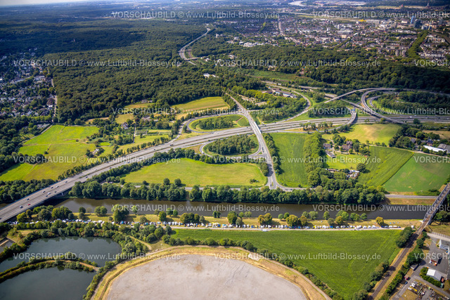 Muelheim220802493 | Luftbild, Camping mit Zelten und Wohnmobilen am Fluss Ruhr, Autobahn A40, Speldorf - Nordwest, Mülheim an der Ruhr, Ruhrgebiet, Nordrhein-Westfalen, Deutschland