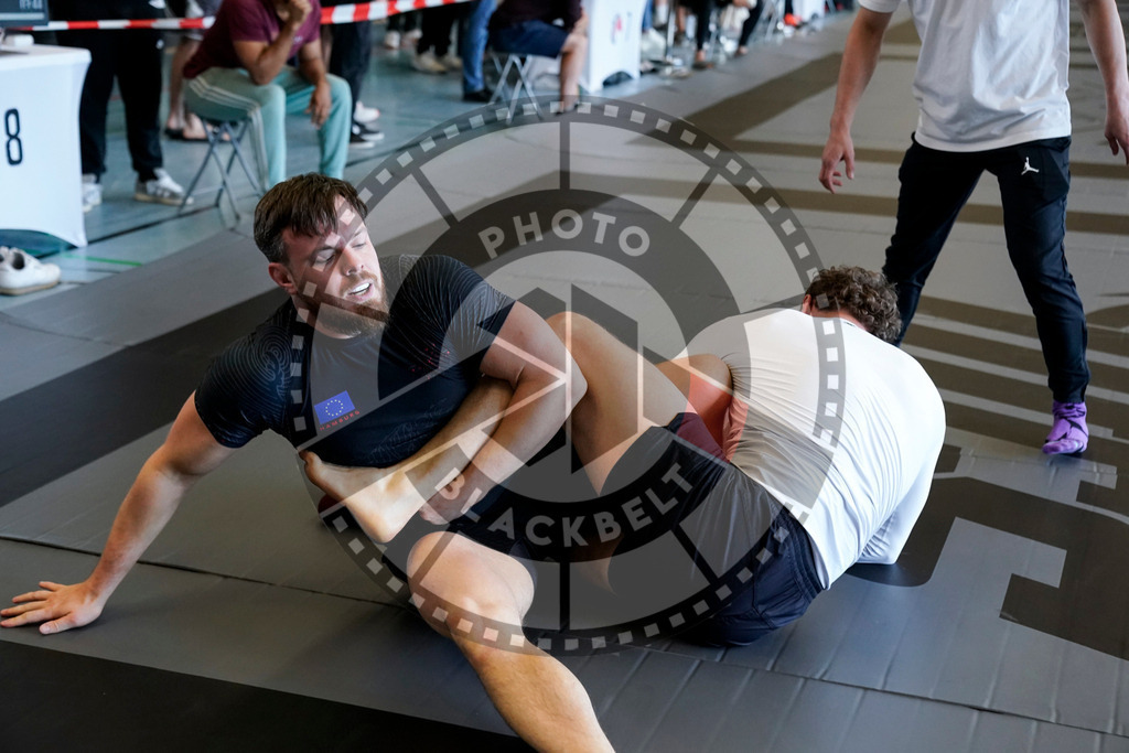 20240608PBB00274 | Fighters compete during the ILLCS VII summer edition luta livre competition in Hannover, Germany, on June 8, 2024.