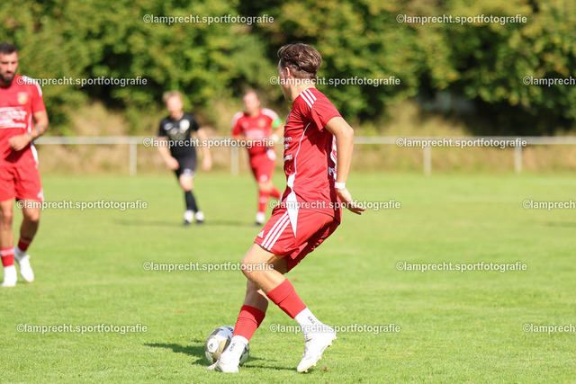 Fußball I Herren I Saison 2025-2026 I Verbandsliga Süd I 7. Spieltag I SV Schackendorf - SV Azadi Lübeck I 06.09.2025.091 | Edgar Pfaffenrot (19, SV Schackendorf) - Realisiert mit Pictrs.com