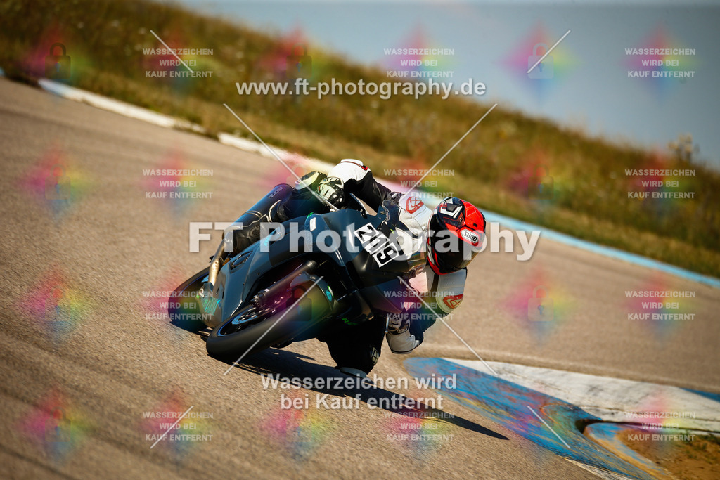 _MOT9257 | Hier findet Ihr Bilder von Touristenfahrten auf der Nürburgring Nordschleife oder von anderen Veranstaltungen die ich besucht habe. Viel Spass beim Durch Schauen 