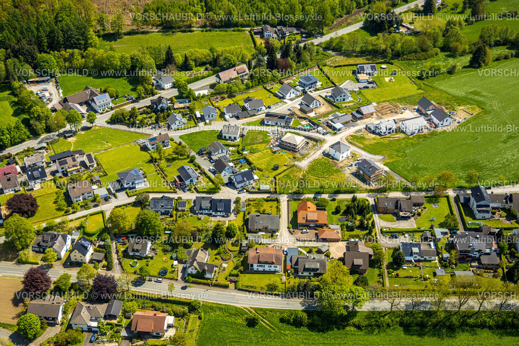 Sundern230505075 | Luftbild, Baustelle Neubau Wohnsiedlung Unter den Linden, Allendorf, Sundern, Sauerland, Nordrhein-Westfalen, Deutschland