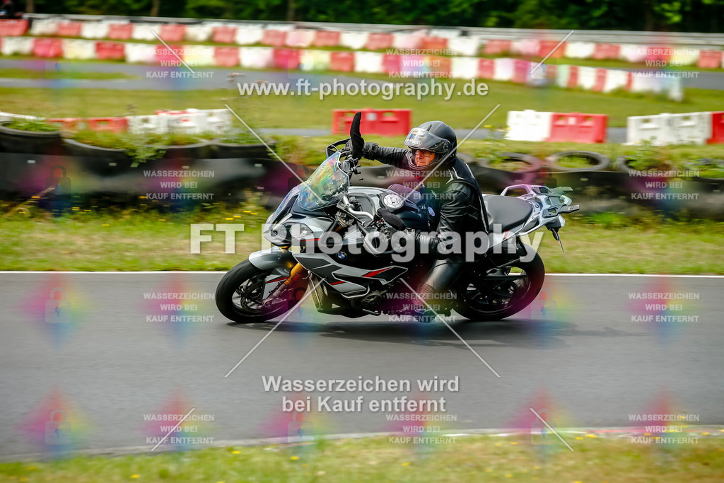 VBK-4655 | Hier findet Ihr Bilder von Touristenfahrten auf der Nürburgring Nordschleife oder von anderen Veranstaltungen die ich besucht habe. Viel Spass beim Durch Schauen 