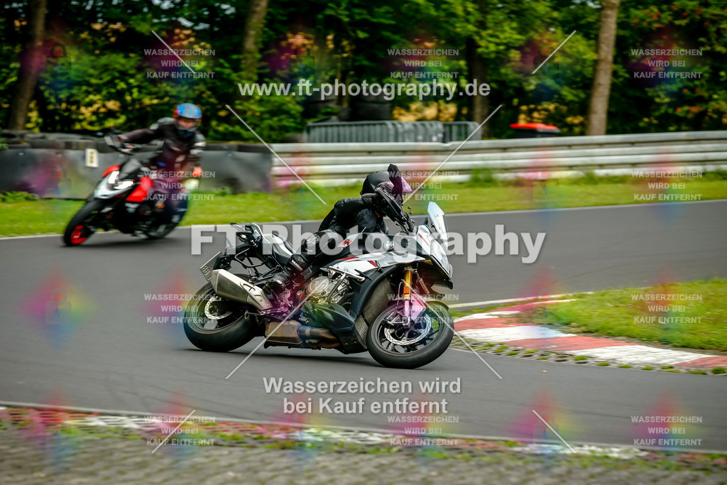 VBK-4275 | Hier findet Ihr Bilder von Touristenfahrten auf der Nürburgring Nordschleife oder von anderen Veranstaltungen die ich besucht habe. Viel Spass beim Durch Schauen 