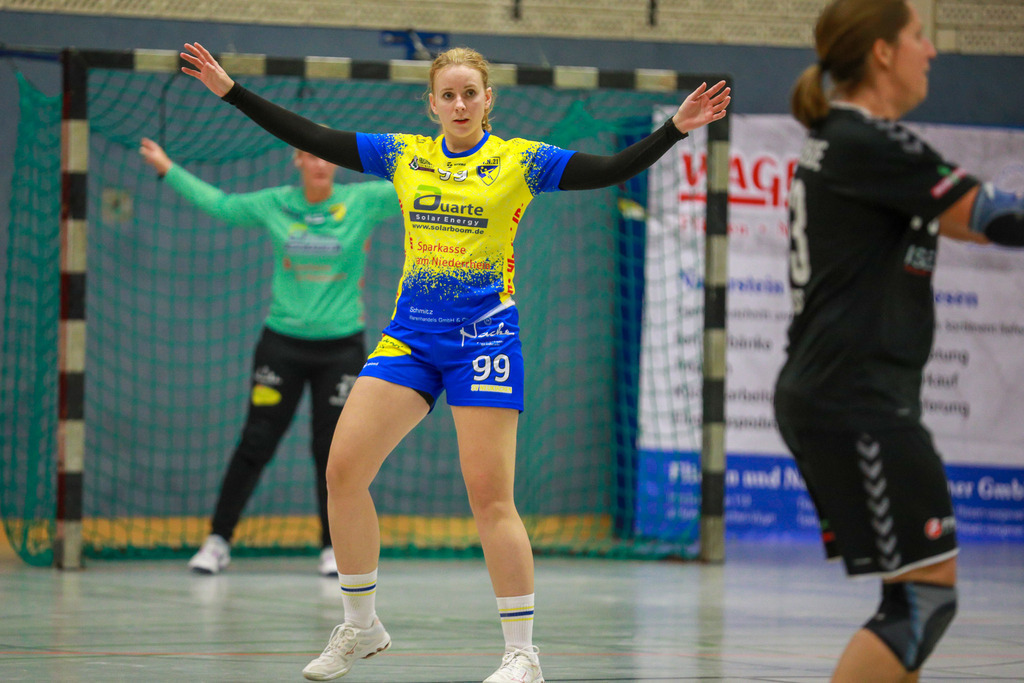 SVN_TvVoerde_021124_062 | Bildergalerie von Sport-Ereignissen aber auch von weiteren spannenden Dingen - nicht nur vom Niederrhein. In Anlehnung an den bekannten Spruch von Hanns Dieter Hüsch heißt das Motto: "Niederrhein ist überall".  - Realisiert mit Pictrs.com