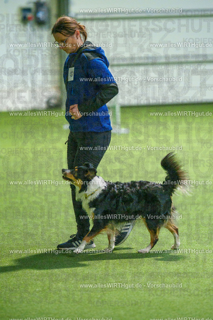 7R508226 | Professionelle Tierfotografie in Mönchengladbach von Daniel Wirth (allesWIRTHgut). Liebevolle & natürliche Bilder von Hunden & Katzen für unvergessliche Erinnerungen.