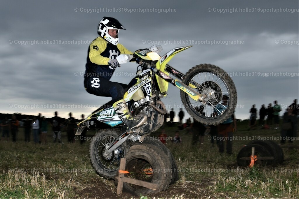 DSC_0259 (2) | Sportfotografie , Motorsport, Motoross, Reitsport, Mointainbike, Enduro,
Landschaft , Outdoor, Eventfotografie, Landschaft, Bilder online bestellen - Realisiert mit Pictrs.com