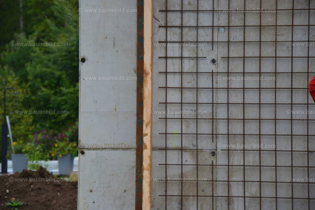 bib-lg04-betonarbeiten-0134 | Nach LV-Leistungsgruppen sortierte Detailfotos über den Bau eines Hauses. Alle Hausbau-Bilder direkt vom Urheber und Autor der Website Haus-Selber-Bauen.com
