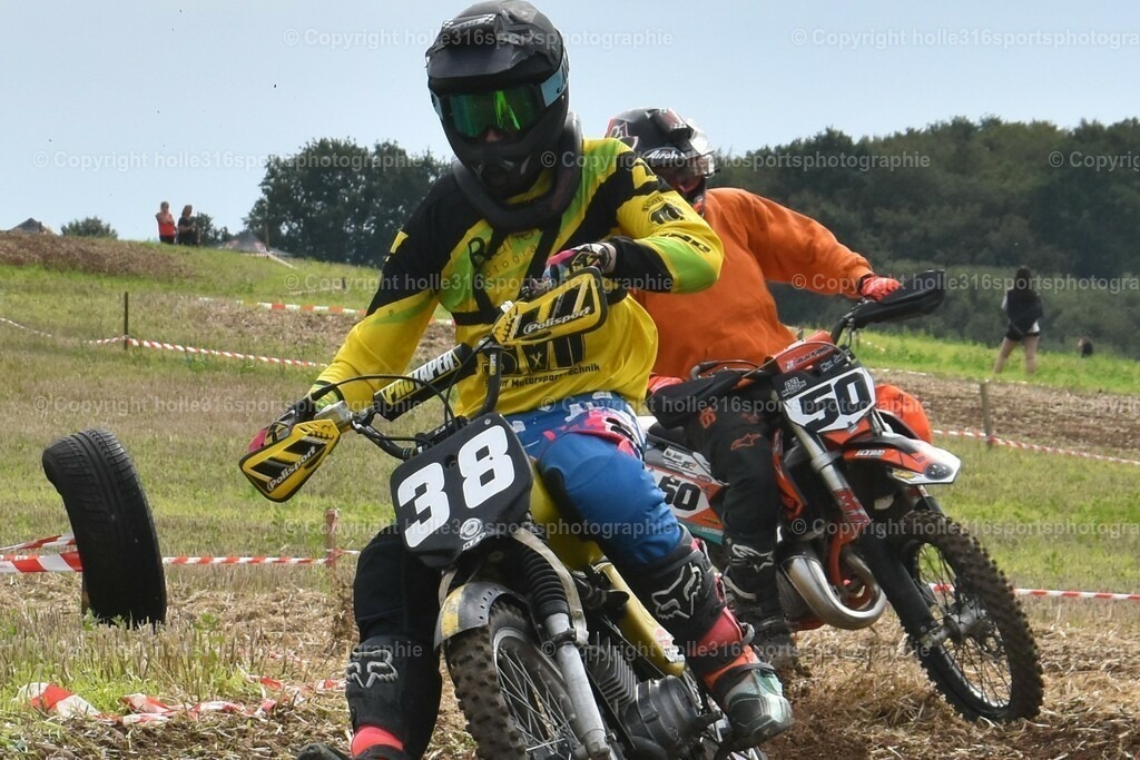 DSC_0265 (2) | Sportfotografie , Motorsport, Motoross, Reitsport, Mointainbike, Enduro,
Landschaft , Outdoor, Eventfotografie, Landschaft, Bilder online bestellen - Realisiert mit Pictrs.com