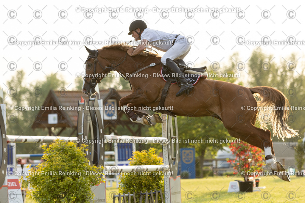 CL5A1541 | Emilia Reinking Fotografie - Realisiert mit Pictrs.com