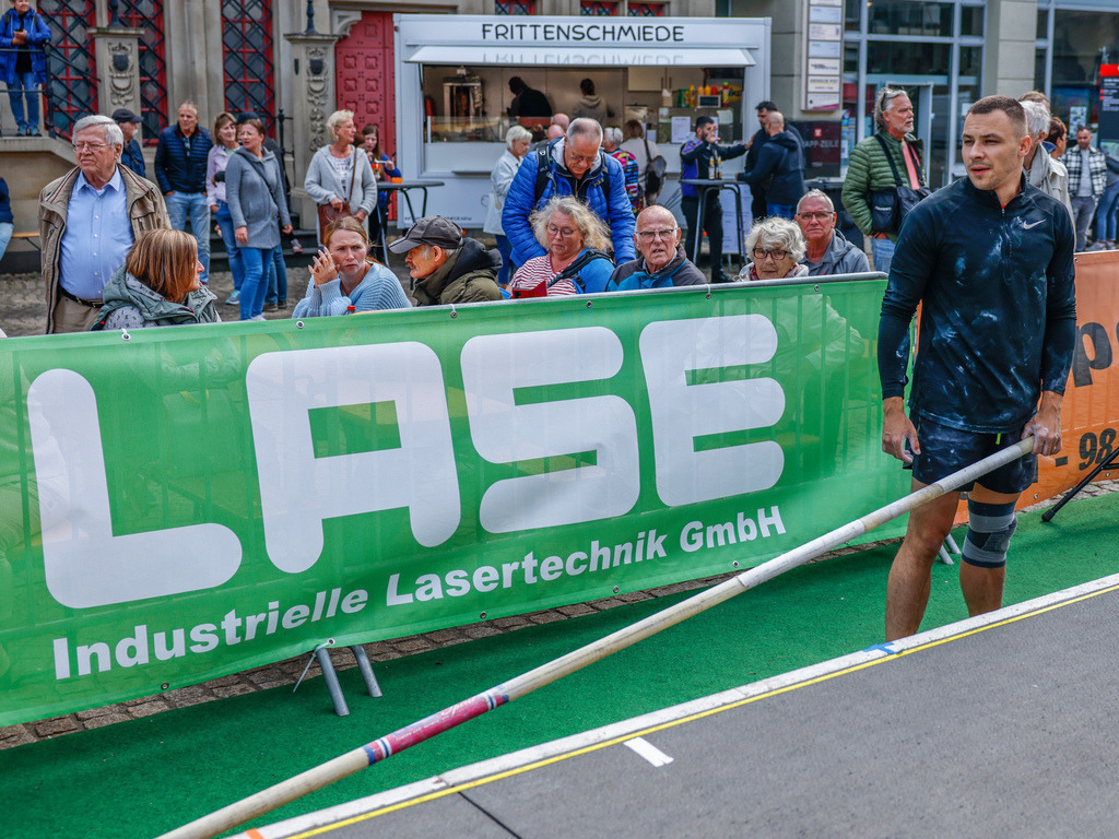 top-top.de 240913-067 | Foto, Video, Fotografie, Videografie, Fotobox, DJ, Discjockey, Musik, Musikbox, Veranstaltung, Photobooth, Amazon, Ebay, Buchtipp, Bestseller, Autor, Verlag, Buch, Wesel, Hamminkeln, NRW, Dinslaken, Rees, Drohne, Hochzeit, Party, Fotobox, Wesel, Fotograf