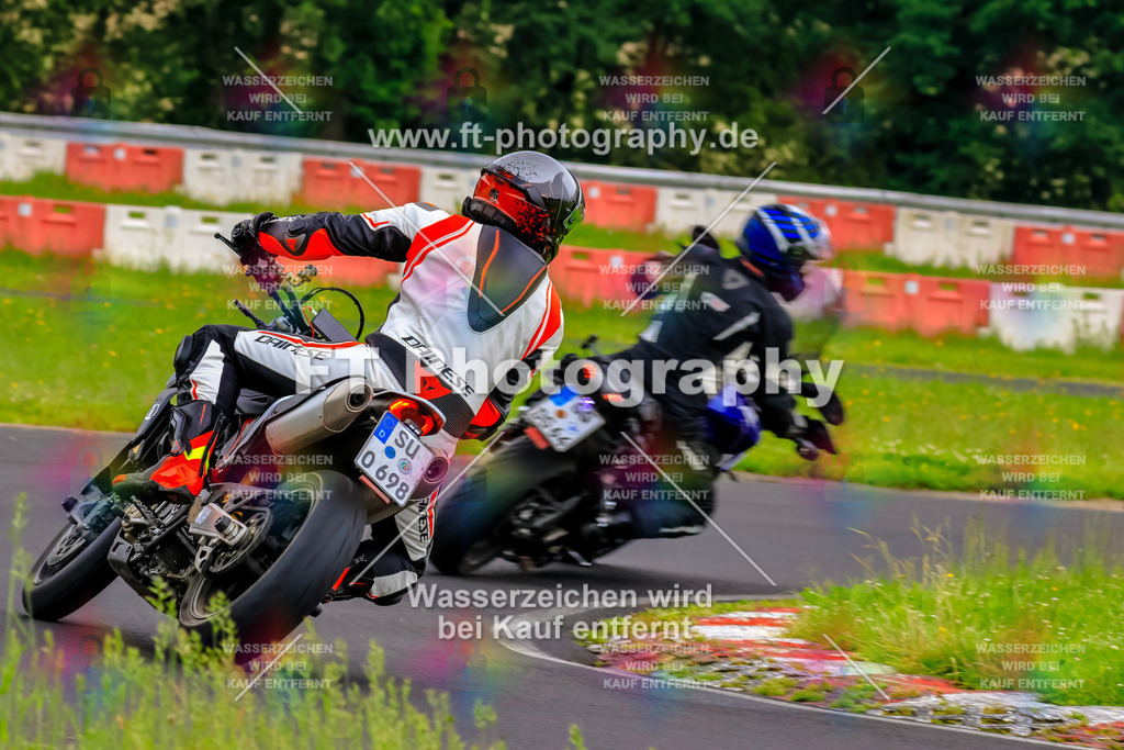 VBK-6747 | Hier findet Ihr Bilder von Touristenfahrten auf der Nürburgring Nordschleife oder von anderen Veranstaltungen die ich besucht habe. Viel Spass beim Durch Schauen 