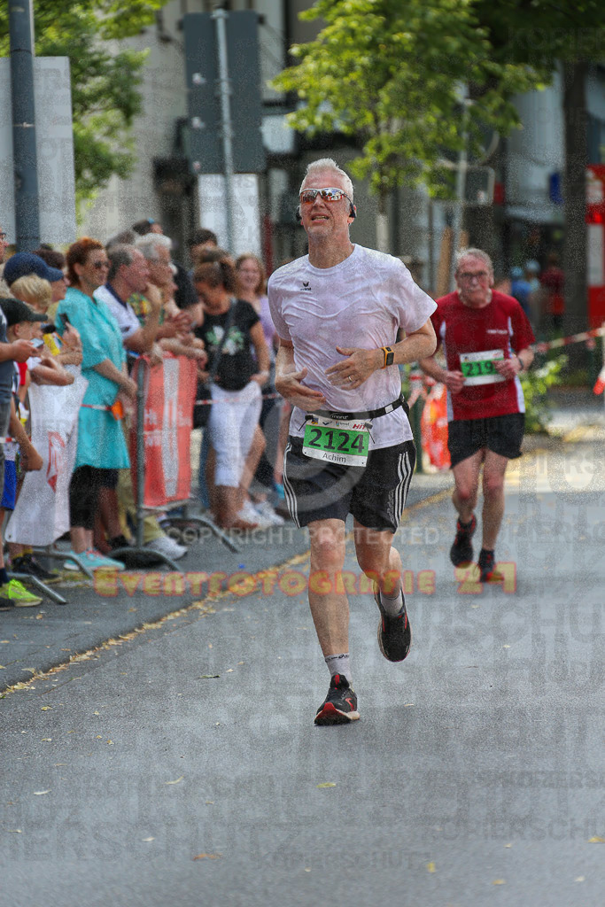 220625_1700_EX1_5739 | Sportfotografie im Rhein-Sieg Kreis, Köln, Bonn, NRW, Rheinland Pfalz, Hessen, etc. Unser Tätigkeitsfeld umfasst den Laufsport vom Volkslauf über den Marathon, Duathlon, Triathon bis zum Ultralauf wie Kölnpfad Ultra oder Schindertrail.