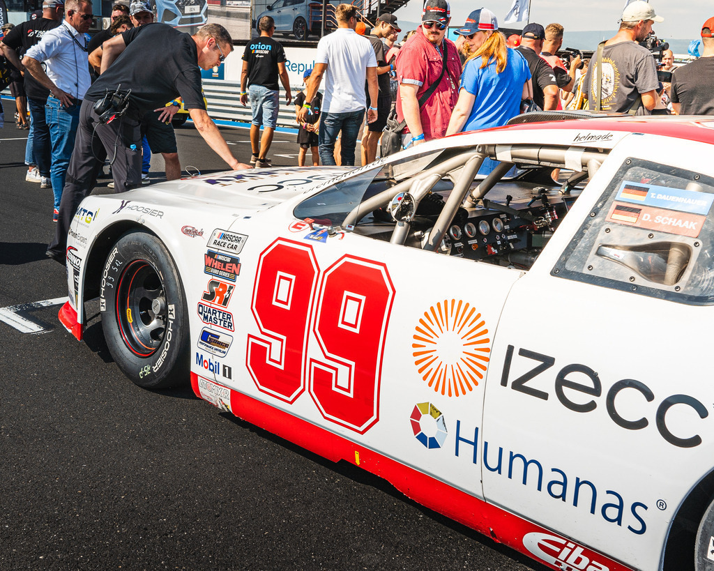 _DSC7944 | Exklusive Motorsport-Fotografie aus Leipzig von TXO Media – für Rennfahrer, Teams & Sponsoren. Sausemuth liefert starke Bilder, die Emotion zeigen. Jetzt buchen & glänzen! - Realisiert mit Pictrs.com