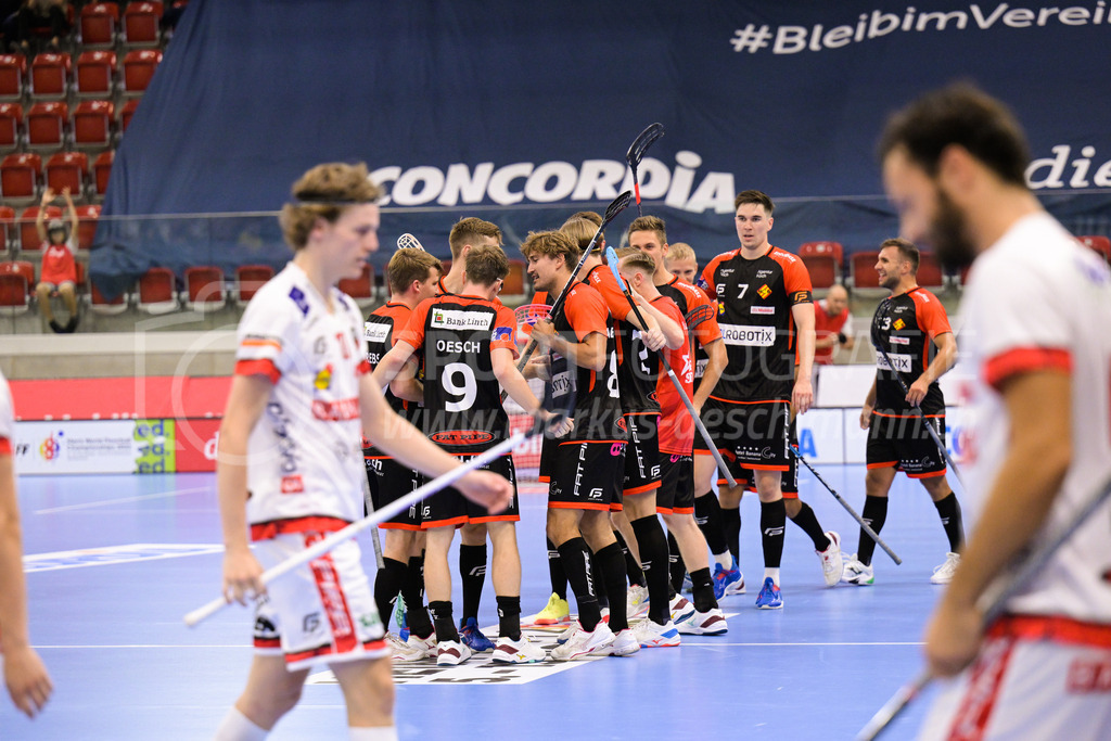 HC Rychenberg vs. Floorball Köniz - 28. August 2022 | HC Rychenberg vs. Floorball Köniz
AXA Arena, Winterthur
Torjubel HCR.
Bild: Sportfotografie Markus Aeschimann | www.markus-aeschimann.ch - Realisiert mit Pictrs.com