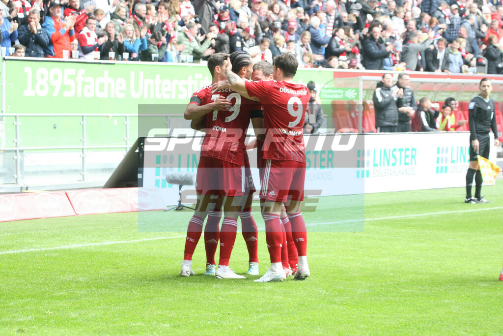 Fortuna Düsseldorf - Darmstadt 98 | Torjubel um Emmanuel Iyoha  - © Sportfoto-Sale (MK) - Realisiert mit Pictrs.com